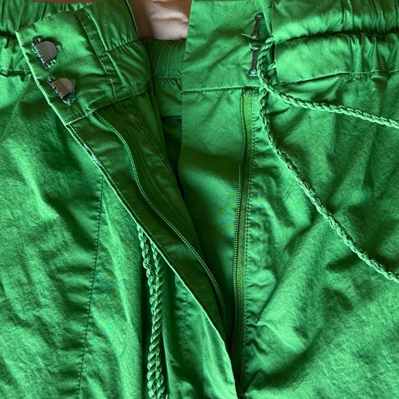 FARM Rio Green Cropped Pants - Picture 3 of 11